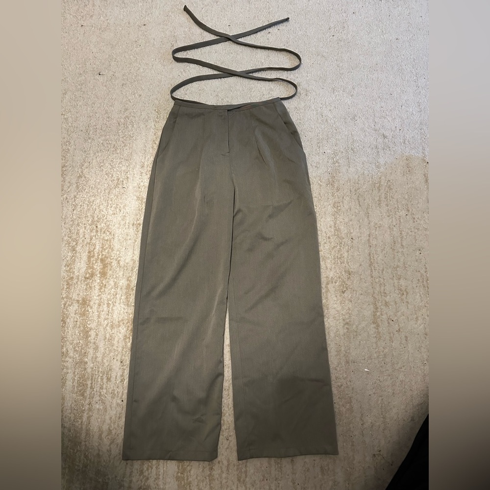 Jacquemus style pants